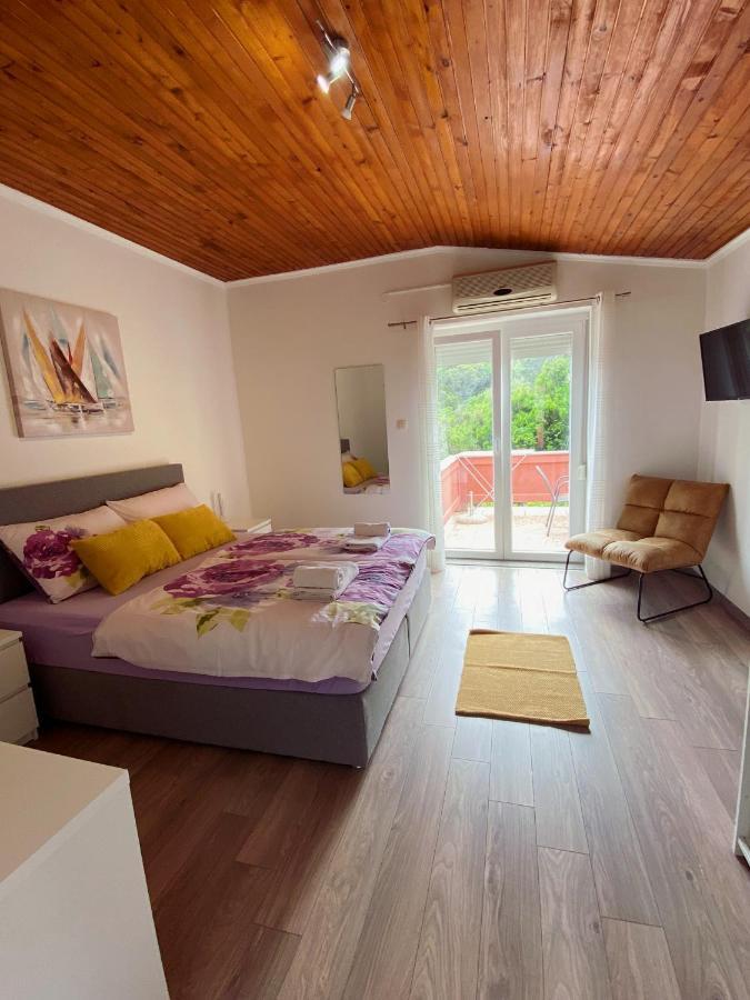 Apartments Zala Matusan Supetarska Draga Zewnętrze zdjęcie
