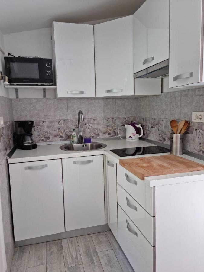 Apartments Zala Matusan Supetarska Draga Zewnętrze zdjęcie