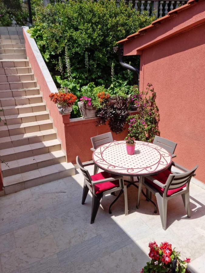 Apartments Zala Matusan Supetarska Draga Zewnętrze zdjęcie