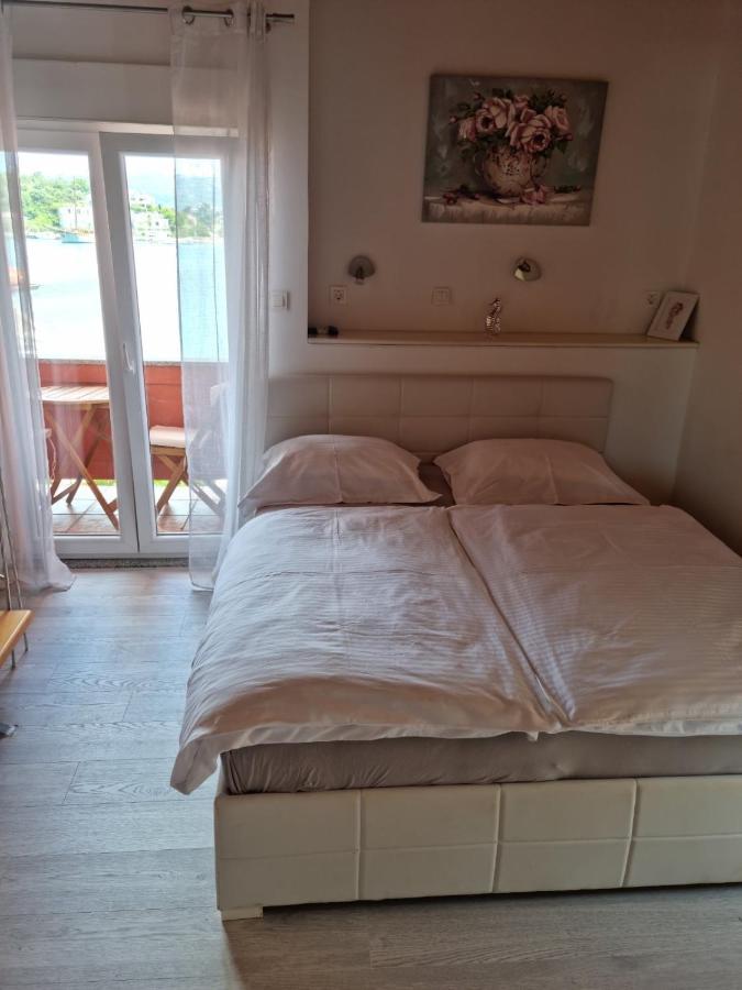 Apartments Zala Matusan Supetarska Draga Zewnętrze zdjęcie