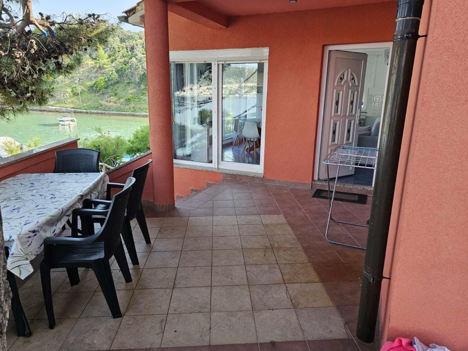 Apartments Zala Matusan Supetarska Draga Zewnętrze zdjęcie