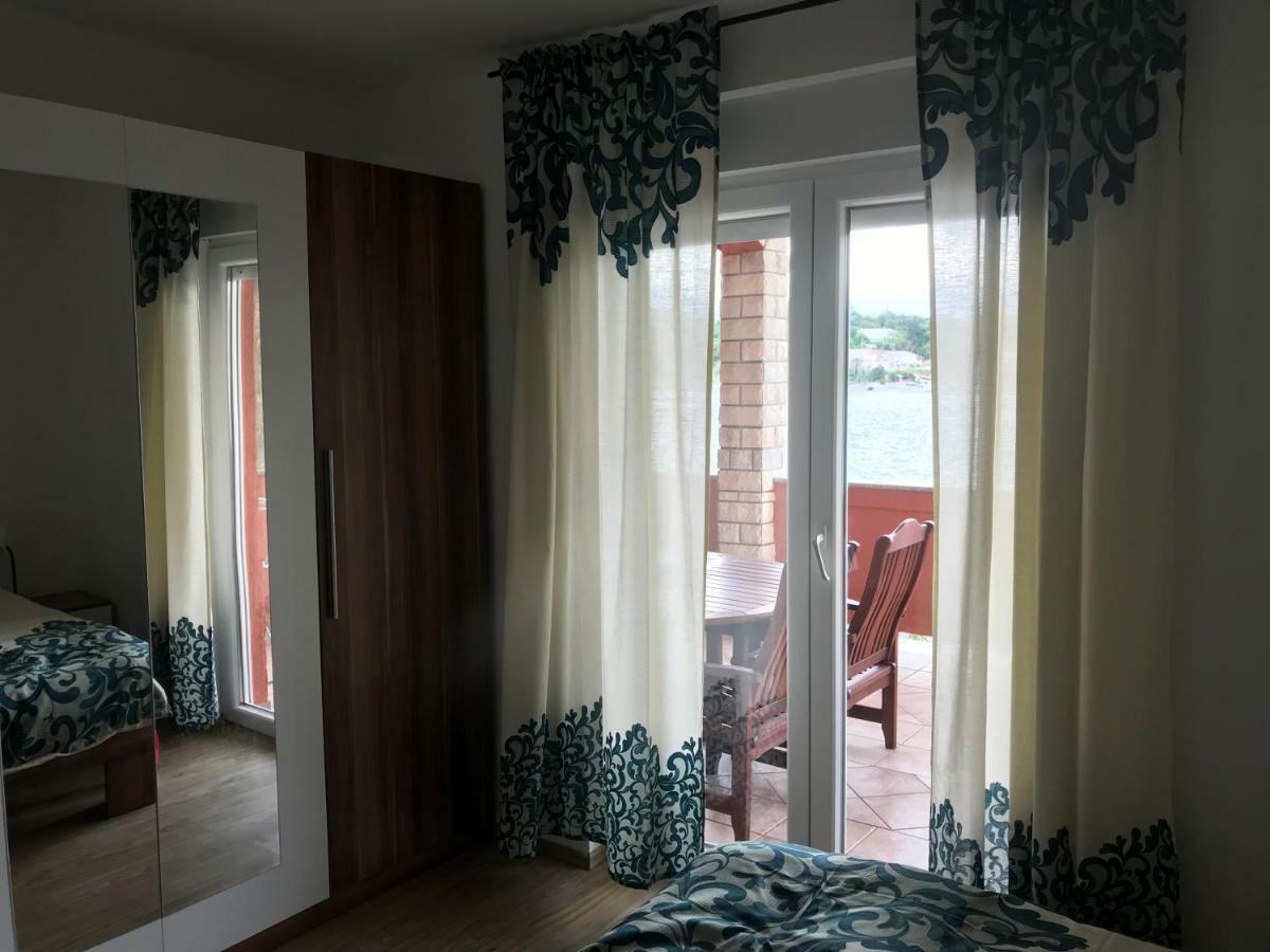 Apartments Zala Matusan Supetarska Draga Zewnętrze zdjęcie