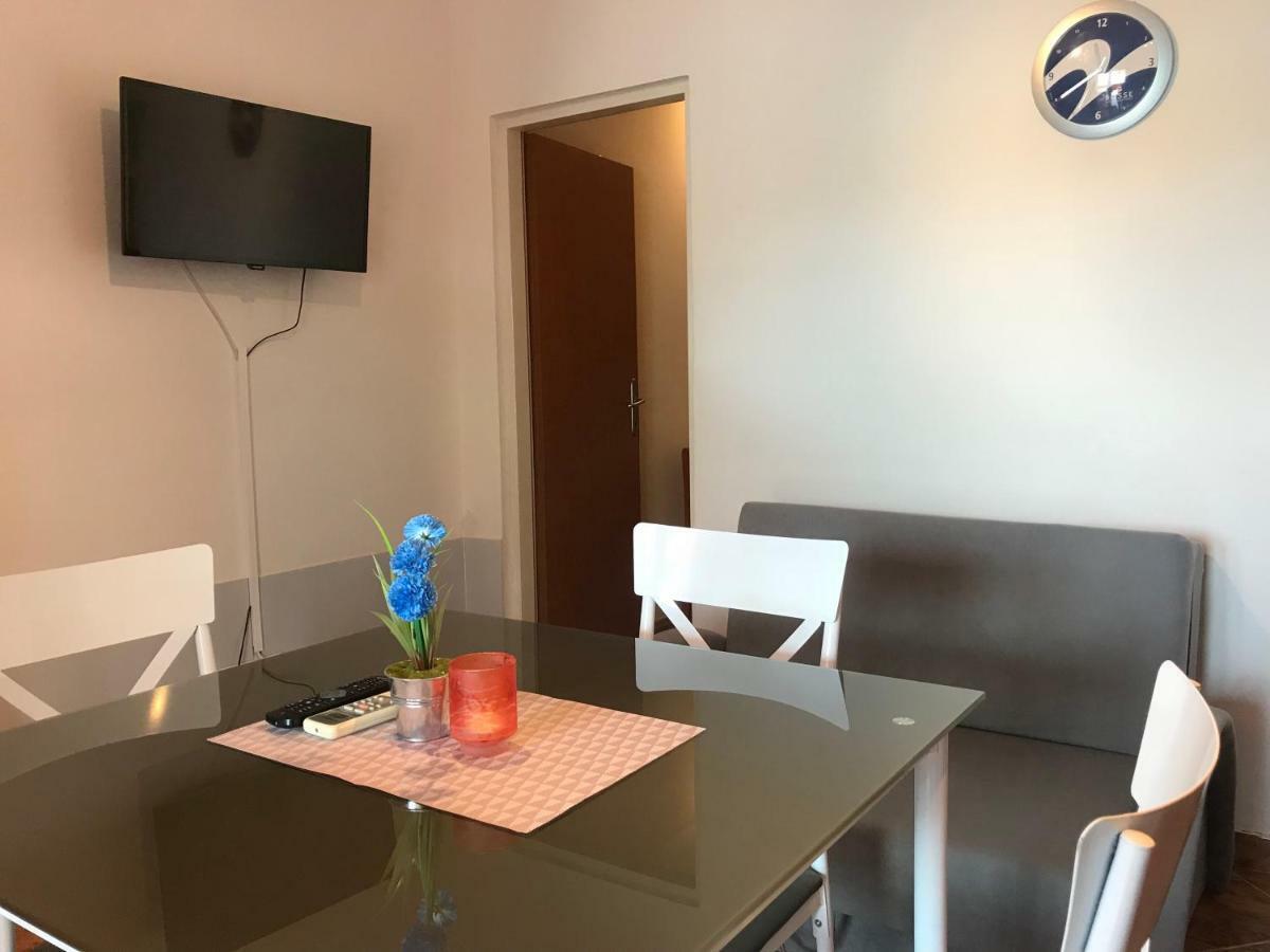 Apartments Zala Matusan Supetarska Draga Zewnętrze zdjęcie